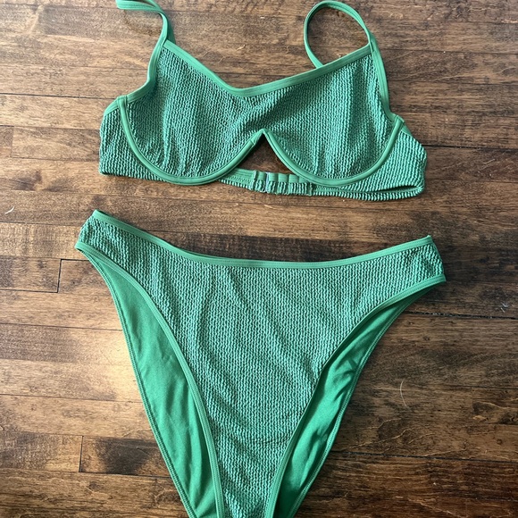 Abercrombie & Fitch Green Bikini Set - Picture 2 of 3
